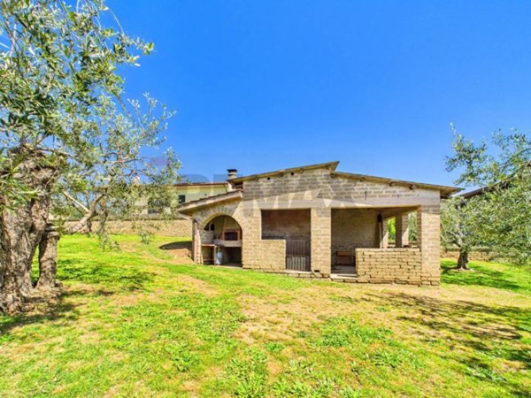 appartamento in vendita a Canale Monterano