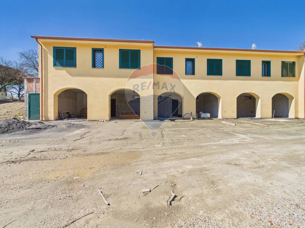 casa indipendente in vendita a Canale Monterano