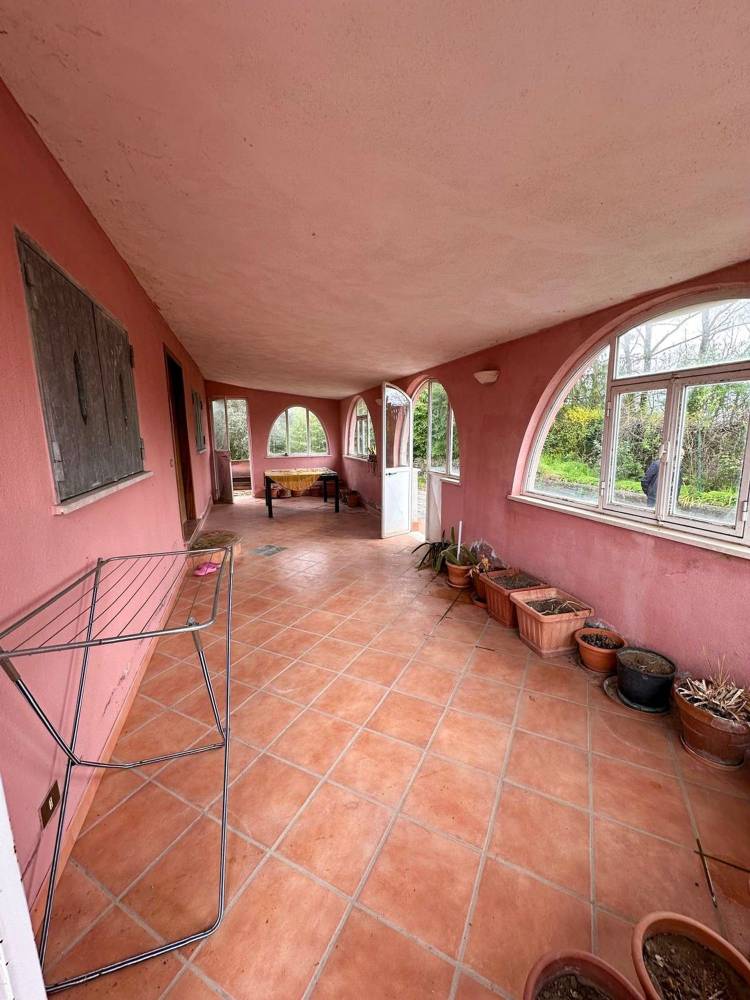 casa indipendente in vendita a Canale Monterano