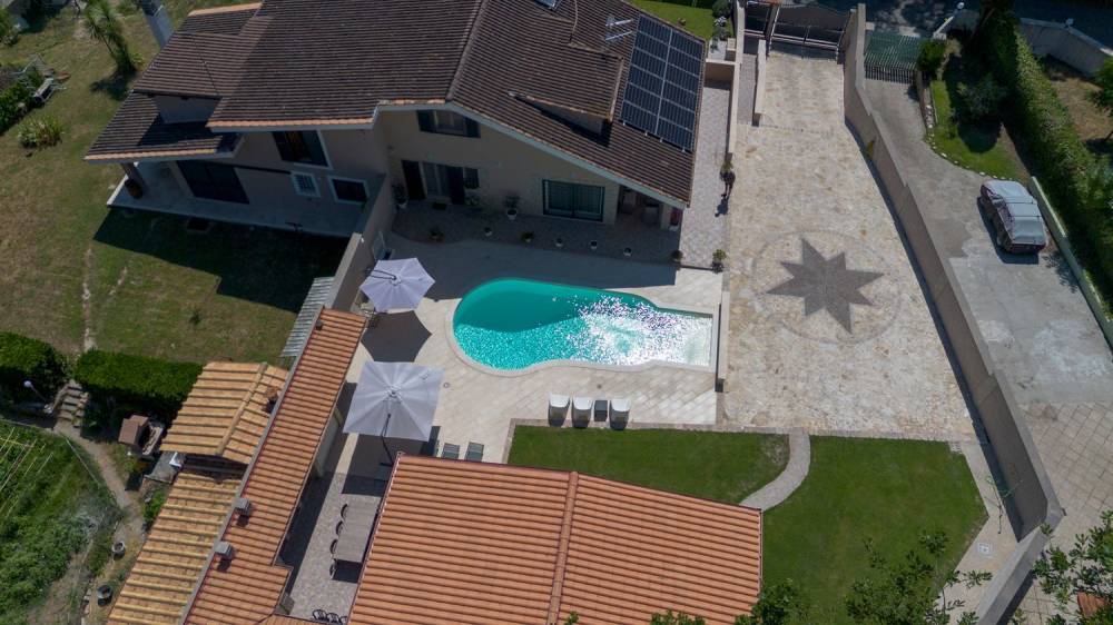 casa indipendente in vendita a Canale Monterano