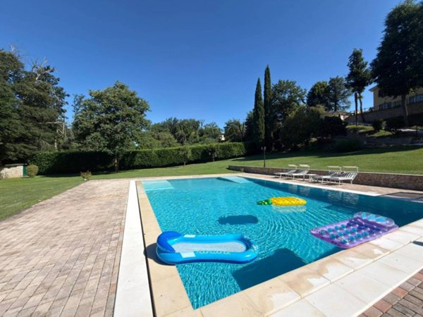 casa indipendente in vendita a Canale Monterano