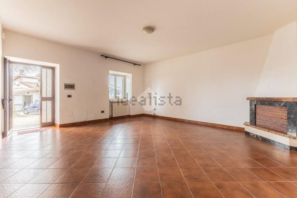 appartamento in vendita a Canale Monterano in zona Montevirginio