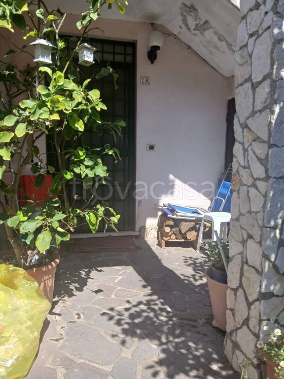appartamento in vendita a Canale Monterano