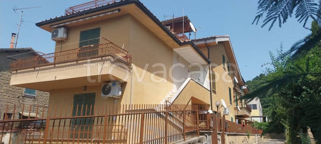 appartamento in vendita a Canale Monterano
