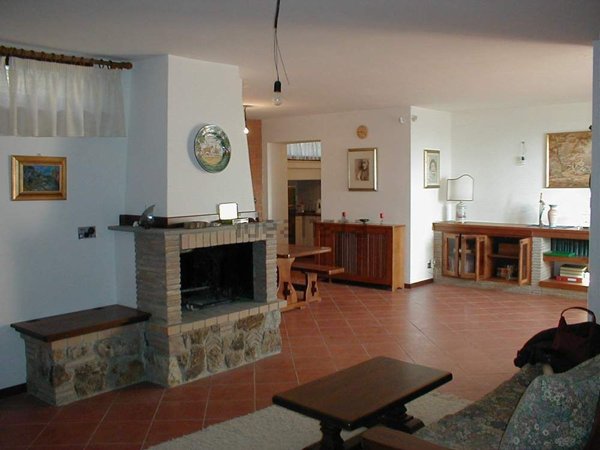 casa indipendente in vendita a Canale Monterano in zona Montevirginio