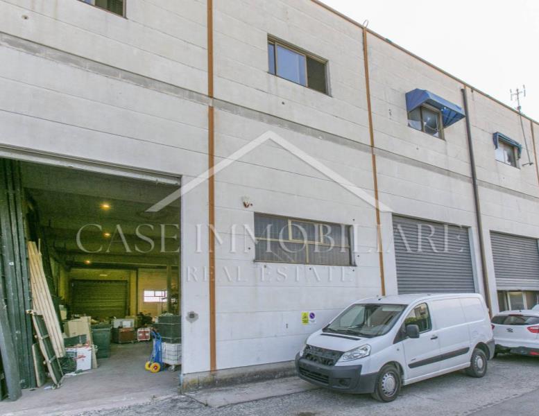 locale commerciale in vendita a Capena