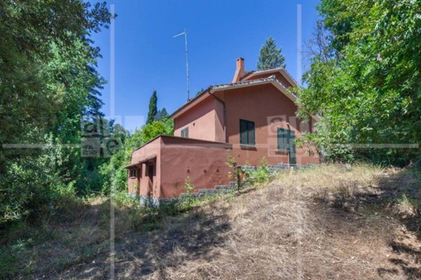 casa indipendente in vendita a Capena