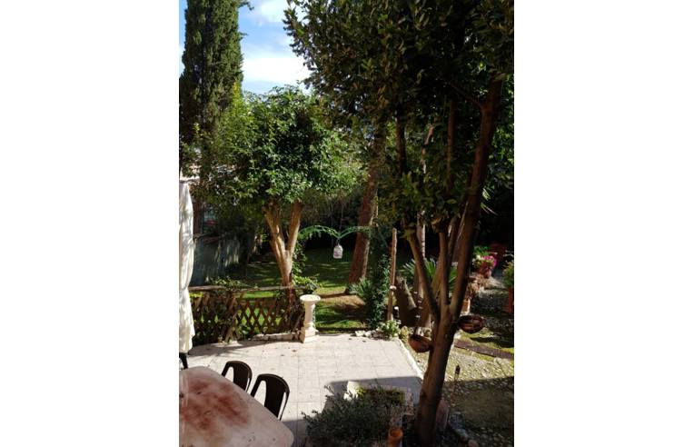 casa indipendente in vendita a Capena