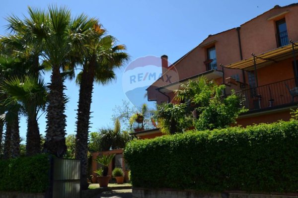casa indipendente in vendita a Capena