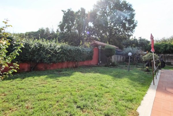 casa indipendente in vendita a Capena