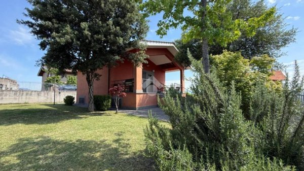 casa indipendente in vendita a Capena