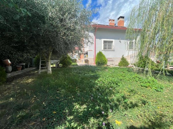 casa indipendente in vendita a Capena