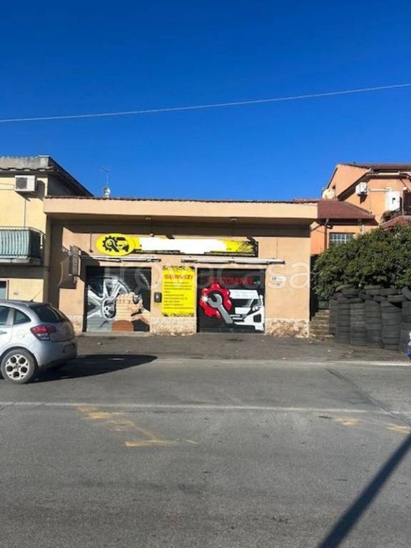negozio in vendita a Capena