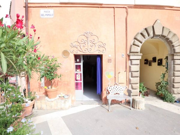 negozio in vendita a Capena