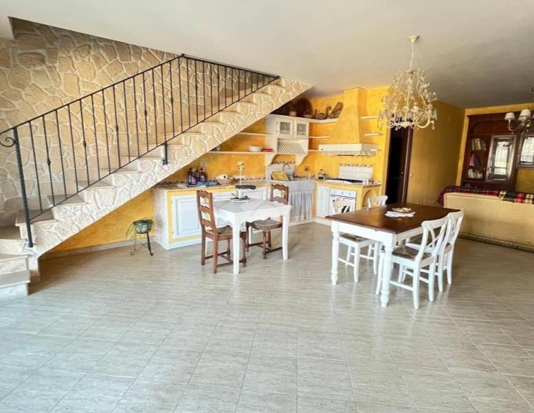 casa indipendente in vendita a Capena