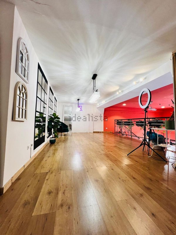 locale commerciale in vendita a Capena