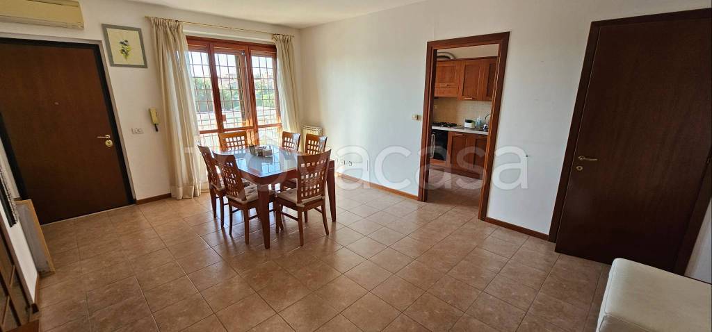 casa indipendente in vendita a Capena