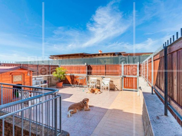 casa indipendente in vendita a Capena