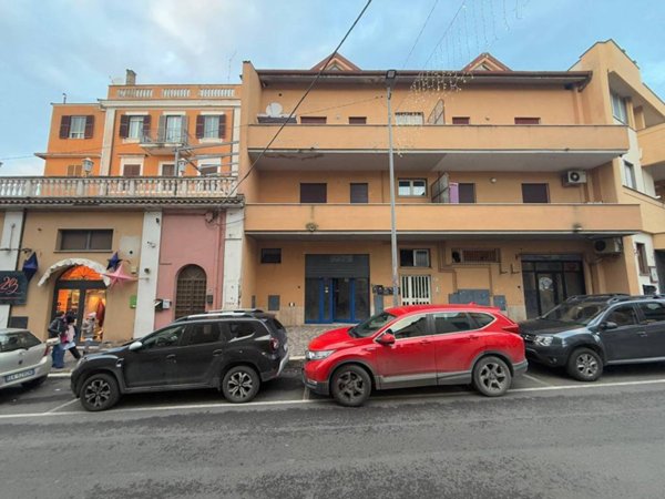 negozio in vendita a Capena