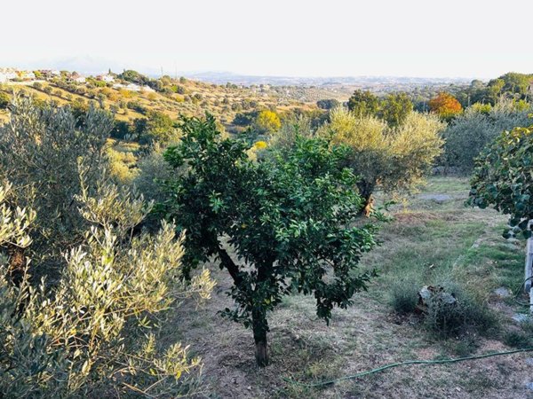 terreno edificabile in vendita a Capena