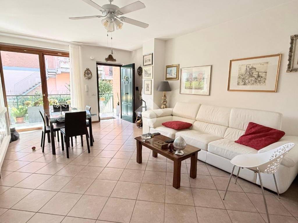 casa indipendente in vendita a Capena