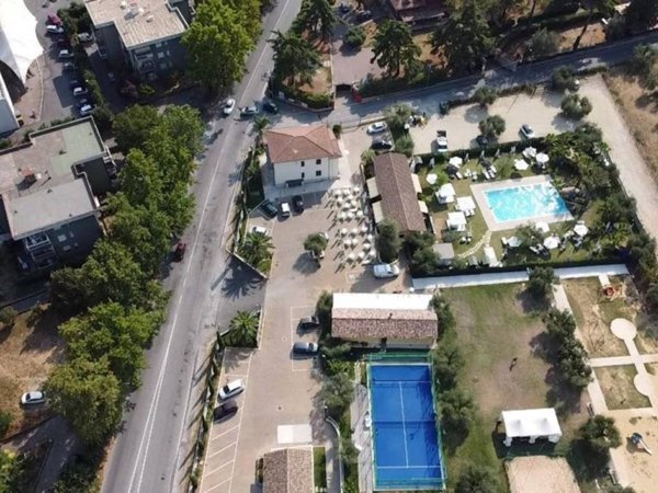 negozio in vendita a Capena