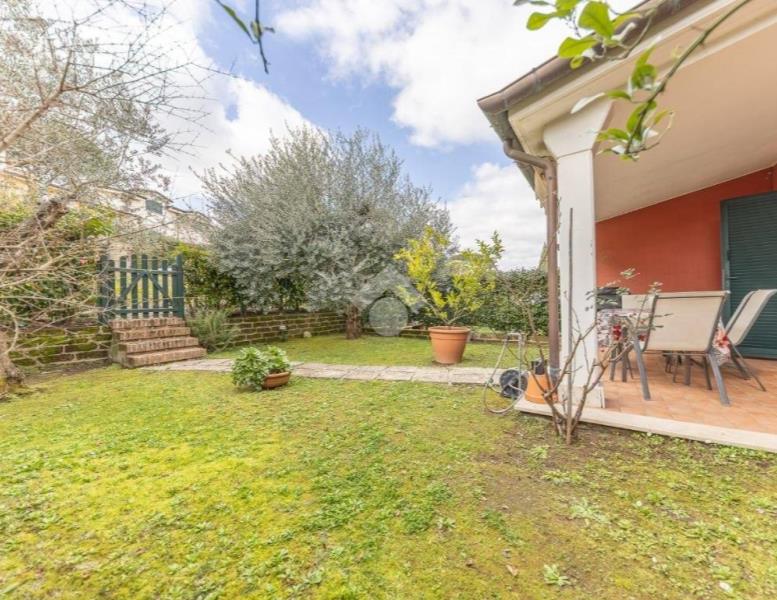 casa indipendente in vendita a Capena