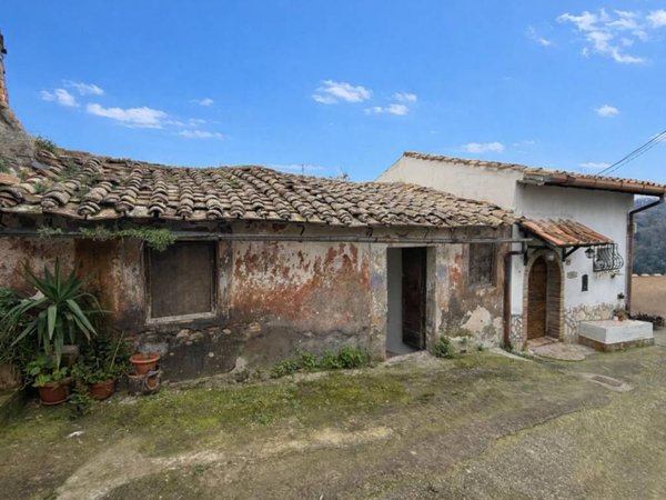 casa indipendente in vendita a Capena