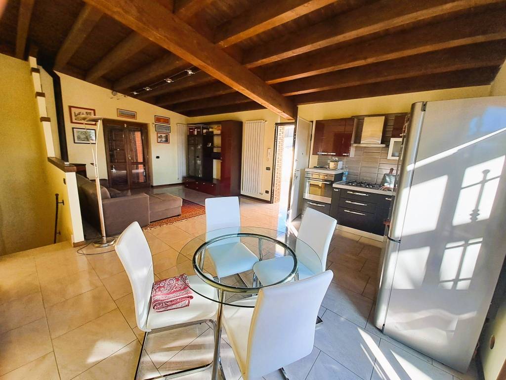 casa indipendente in vendita a Capena