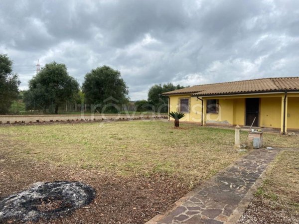 casa indipendente in vendita a Capena