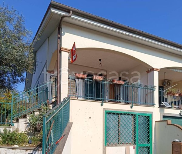 casa indipendente in vendita a Capena