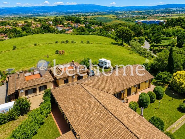 casa indipendente in vendita a Capena