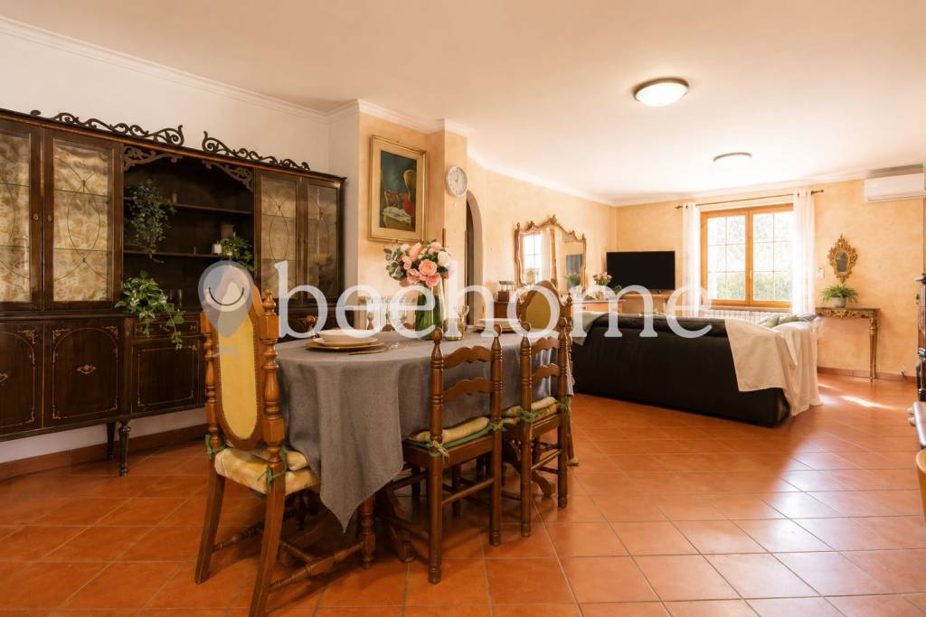 casa indipendente in vendita a Capena