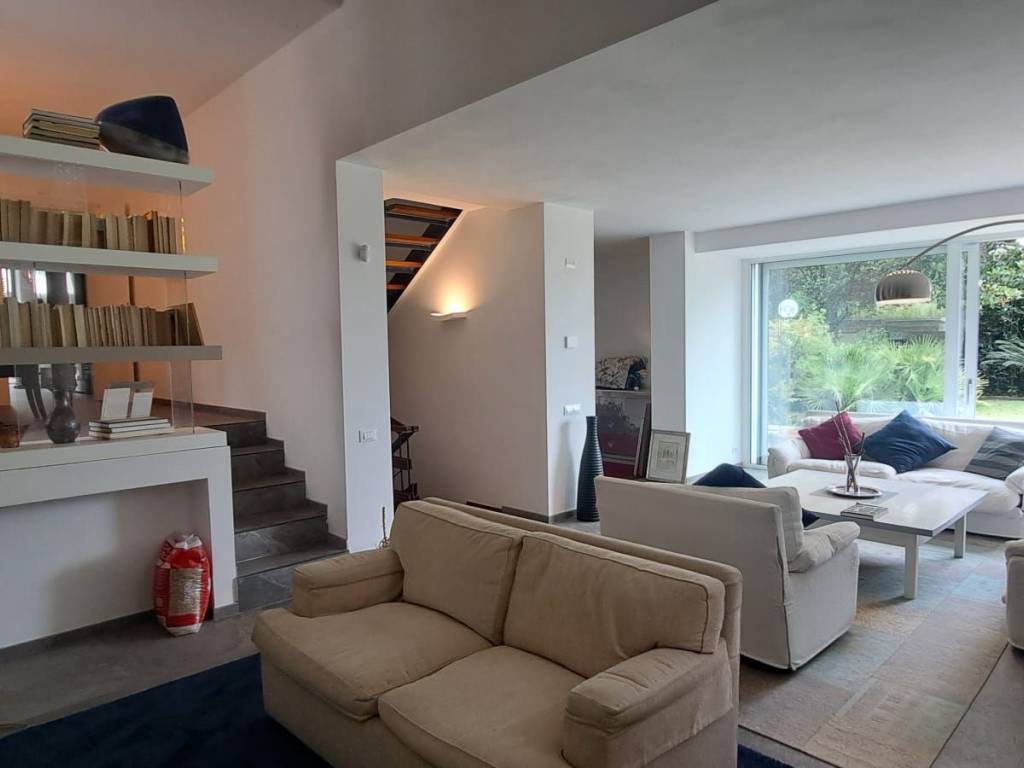 casa indipendente in vendita a Capena