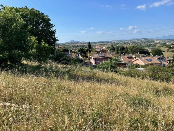 terreno agricolo in vendita a Capena