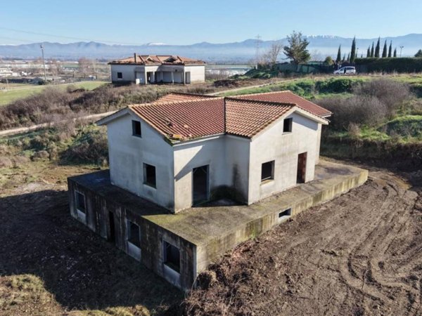 casa indipendente in vendita a Capena