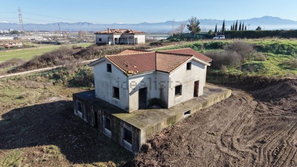 casa indipendente in vendita a Capena