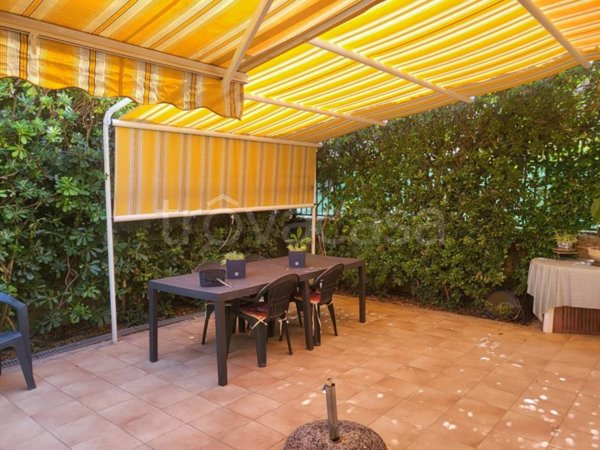 casa indipendente in vendita a Capena