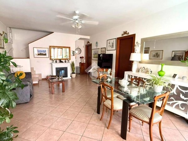 casa indipendente in vendita a Capena
