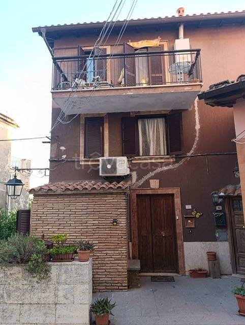 casa indipendente in vendita a Capena