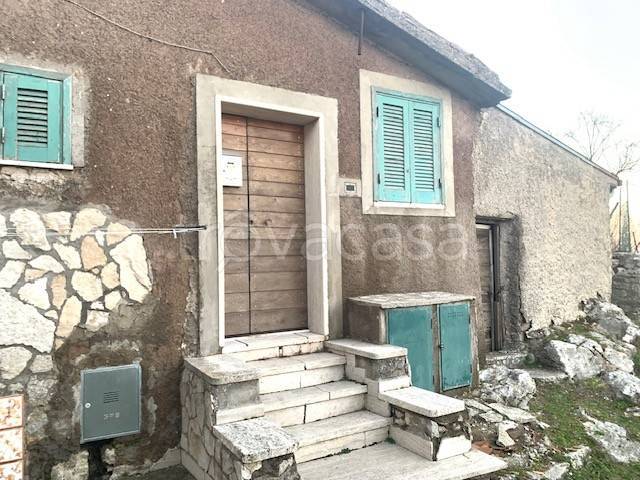 casa indipendente in vendita a Capranica Prenestina in zona Guadagnolo
