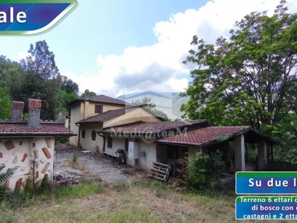 casa indipendente in vendita a Carpineto Romano