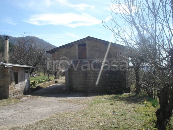 casa indipendente in vendita a Carpineto Romano