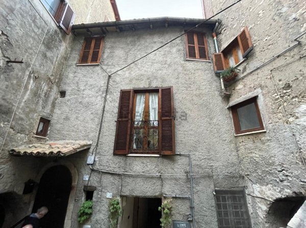 appartamento in vendita a Carpineto Romano