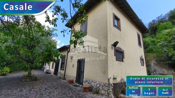 casa indipendente in vendita a Carpineto Romano