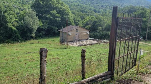 appartamento in vendita a Carpineto Romano