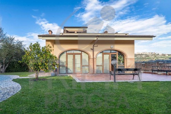 casa indipendente in vendita a Casape