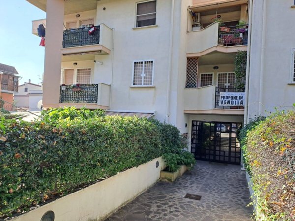 appartamento in vendita a Castel Gandolfo in zona Pavona
