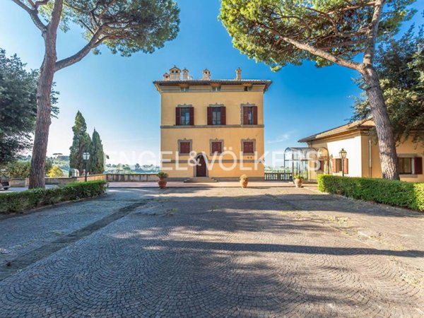 appartamento in vendita a Castel Gandolfo in zona Pavona