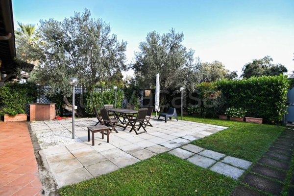casa indipendente in vendita a Castel Gandolfo